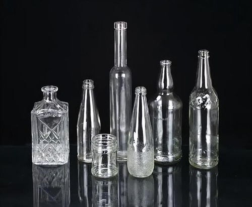 玻璃瓶與塑料瓶的環(huán)保之爭 為何研究發(fā)現(xiàn)白酒玻璃瓶可能危害更大？